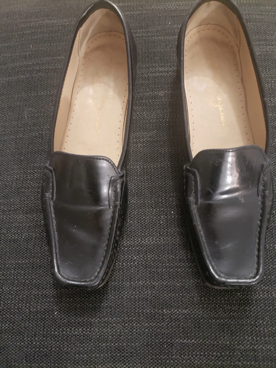 Ferragamo square-toe leather loafers - Black