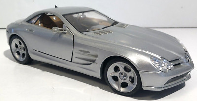 Maisto Mercedes-Benz SLR Vision Roadster Diecast Metal Car 1:18 Silver McLaren