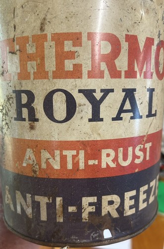 100% ORIGINAL ~ 1940s era THERMO ROYAL ANTI FREEZE Old Display Tin 1 Gallon Pics - Picture 2 of 7
