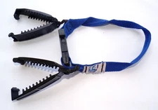 2017-2019 Ish Smith #14 Detroit Pistons Player Used Shoe Clip Strap