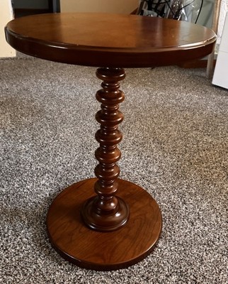 Round Spindle Side Table Dark Wood