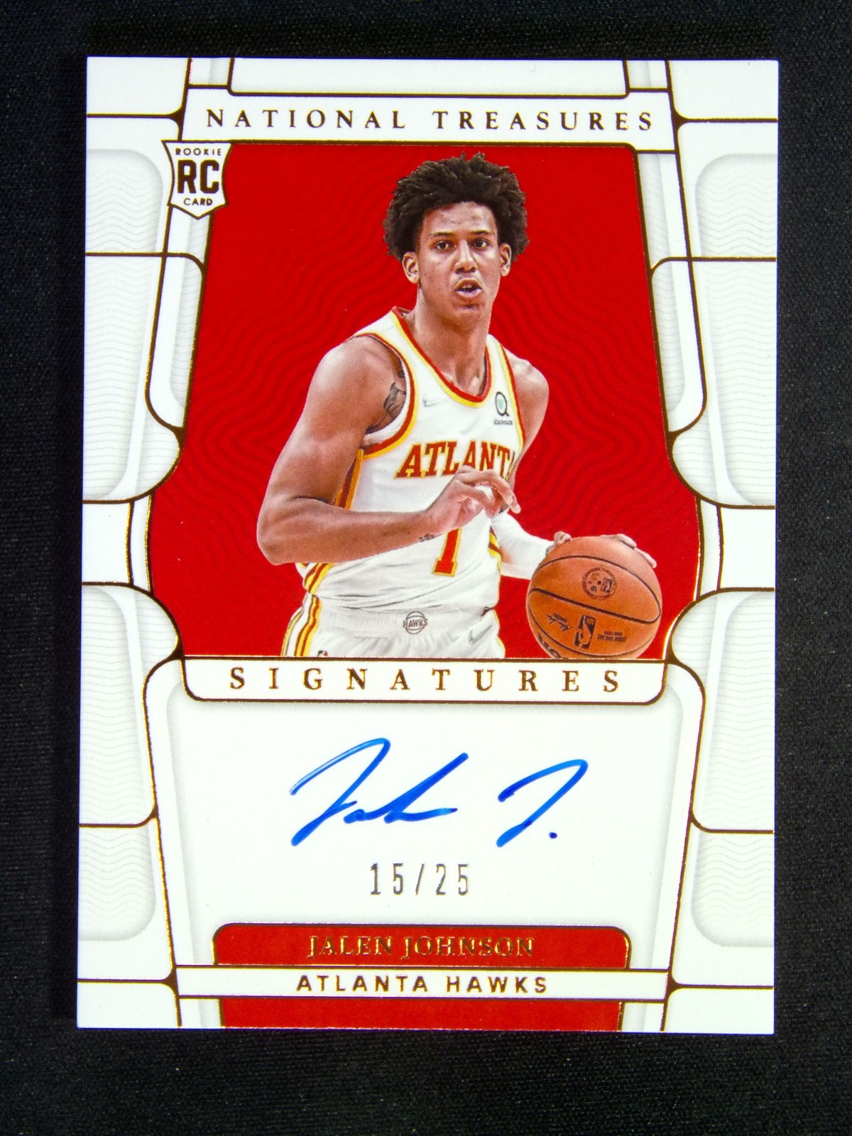 2021-22 Panini National Treasures Jalen Johnson RC Signatures Auto Orange /25