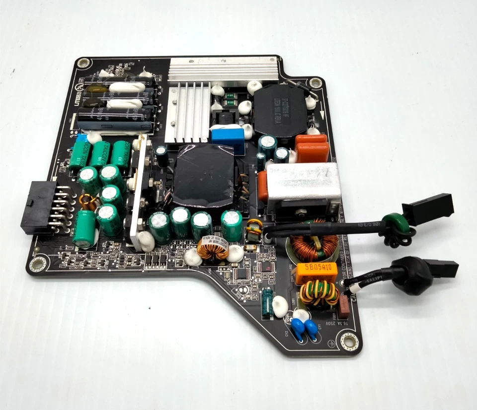 Apple 614-0510 , PA-3251-3A2 A1407 , A1316 Thunderbolt Display Power Supply - Image 4 of 4