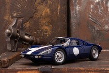 Porsche 904 Carrera GTS (Bonhams Scottsdale Auction 2017) [CMC] 1:18 scale