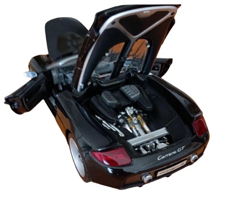 Porsche Carrera GT 1:18 Maisto Black CGT Premiere Edition Diecast