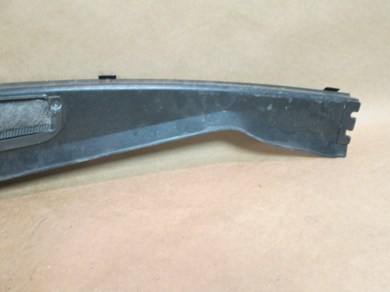 Ferrari 550 , 575 - RH Outer Moulding # 64789200