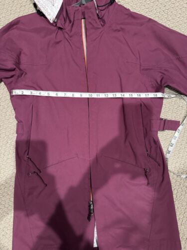 Bella Swan SA Raincoat Alt Material And Interior Size Small Extremely Rare - Picture 22 of 23