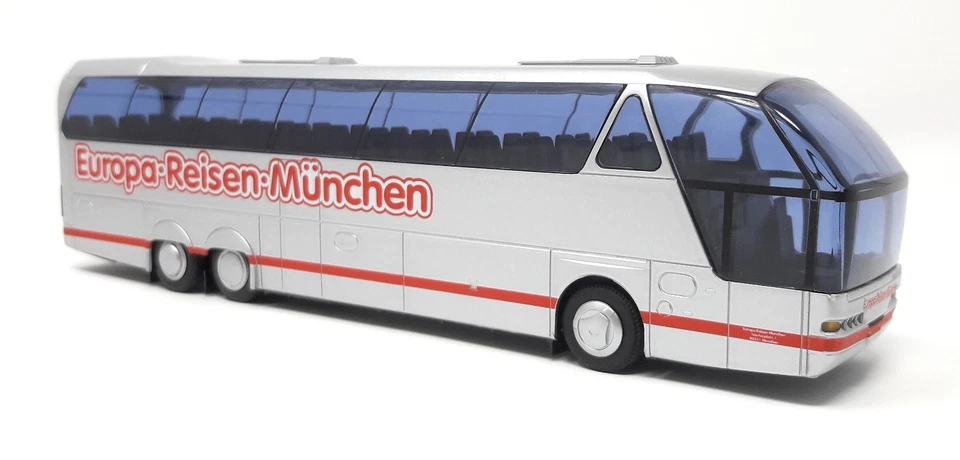 AWM H0 Train 1/87 Bus Neoplan N516 SHDL Starliner Europa Reisen Munich Case - Image 3 of 4