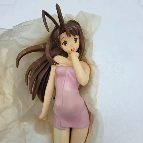 Love Hina Naru Narusegawa Pink Badetuch Edition Maßstab 1/8 Epoche Statue Neu - Bild 3 von 3