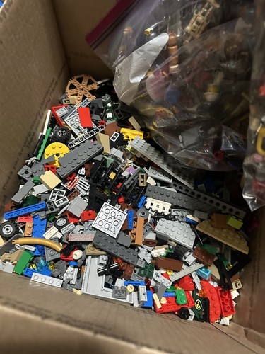 Lot of 20 lbs Lego with 100+ Minifigures Ninjago Star Wars Angry Birds Marvel DC - Picture 14 of 14