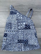 Swim Top Womens Size 4 Unique Patterned Preowned Swimwear Cute Beach Lake Pool