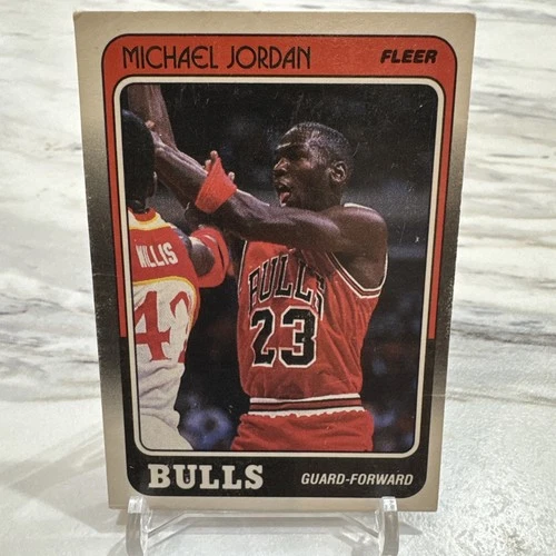 1988-89 Fleer - Michael Jordan #17