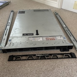 Dell PowerEdge R640 1U Rack Server Xeon Silver 4110 80GB DDR4 8.4TB storage