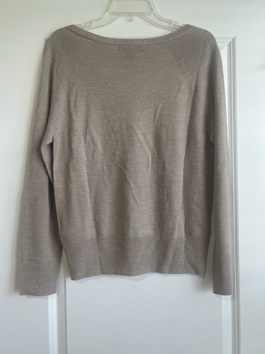 Banana Republic Shirt Women's Medium 100% Merino Wool Long Sleeve Brown V-neck - Picture 2 of 12
