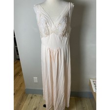 Vintage Vanity Fair 50s 60s Nylon Tricot Embroidered Nightgown Pink Size 42