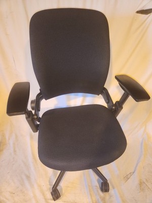 Steelcase Leap V2 ERGONOMIC TASK chair BLACK FABRIC re furbished to near n e w