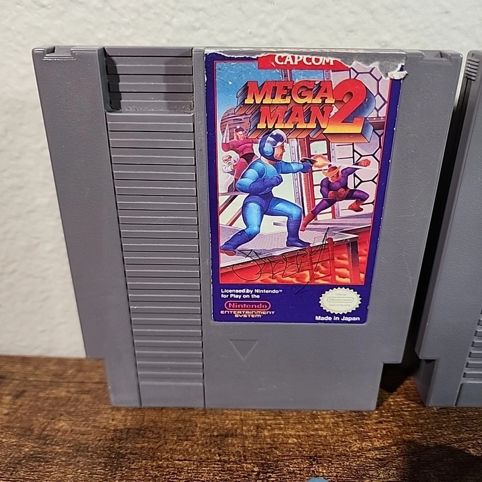 Nintendo NES Game Lot - Mega Man 1 & Punch-Out! - Image 3 of 4