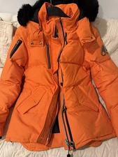 moose knuckles women medium Jacket 3Q LDS New With Tag