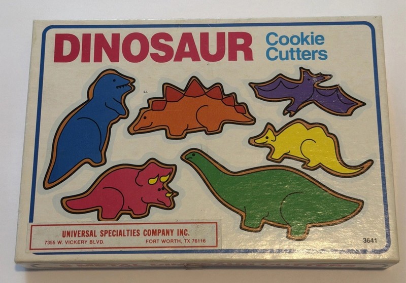 Vintage 1985 Dinosaur Metal Cookie Cutters Complete In Original Box made in USA