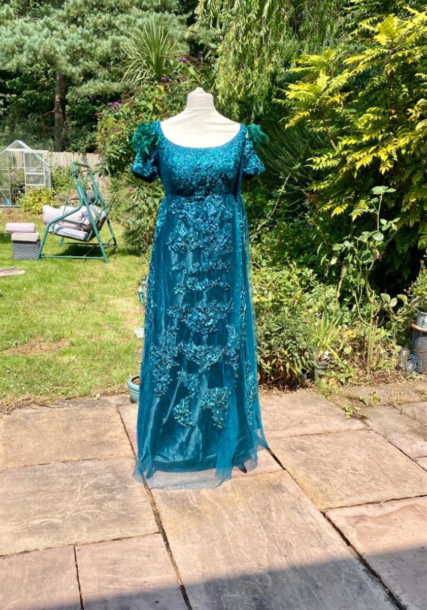 Regency Bridgerton Jane Austen Dress gold petals 1800s costume empire waist | eBay Regency Bridgerton Jane Austen Dress gold petals 1800s costume empire waist | eBay