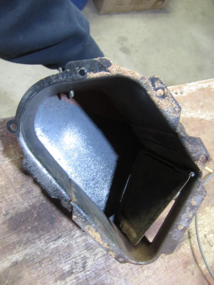 Ford Thunderbird 1958 interior panel de patada lateral del conductor calefacción conducto de ventilación de aire Foto 4 de 4