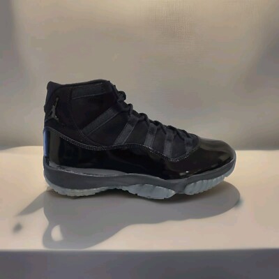 Nike Air Jordan 11 Retro Cap and Gown 2018 Brand New Size M