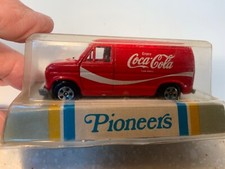 VTG ERTL PIONEERS COCA COLA FORD DELIVERY VAN HONG KONG rare, unopened 1/64