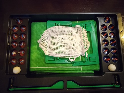 1997 Subbuteo (Hasbro) Original 13402 Complete Box Set-never played-box VGC - Picture 2 of 5
