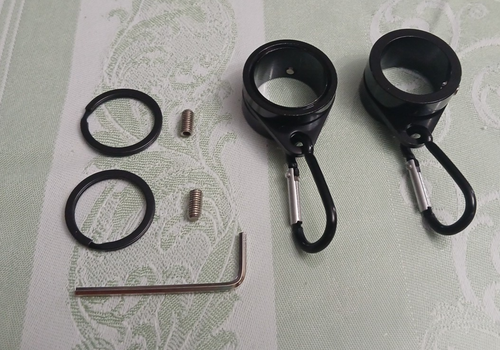 2 Pack Flag Pole Rings 360° Rotating Anti Wrap Mount with Carabiner for 1" Pole