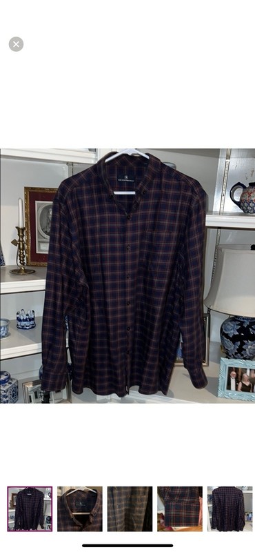Hart Schaffner Marx Men's casual Button down- Mens Large- Excellent Condition
