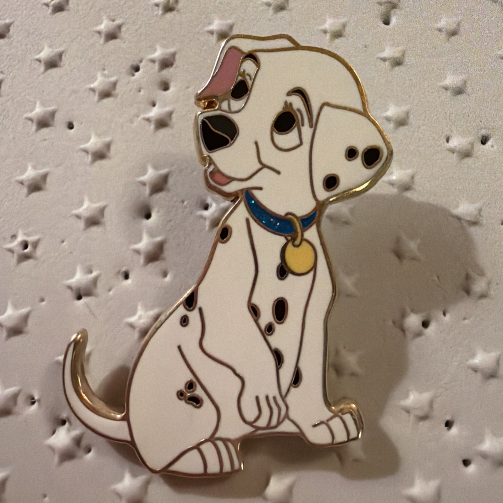 Disney 101 Dalmatians Puppy Pin 2018 Rare Hard toFind Blue Collar Disney Trading