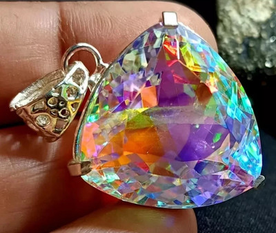 98,0 ct + A ++ Natürlicher Trillion-Schliff Mystic 925 Massiv Silber Anhänger...