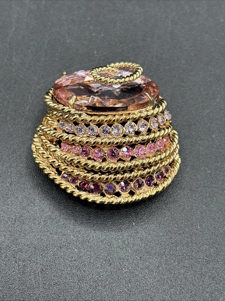 Broche Corocraft tono dorado y pendientes a juego púrpura/rosa Foto 4 de 4