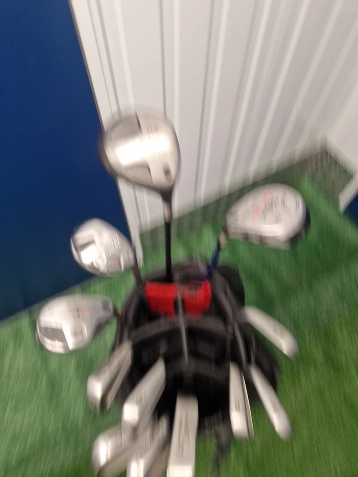 Full Set R/H Titleist Golf Clubs & Stand/Carry Bag See Full Description VGC - Image 2 of 4