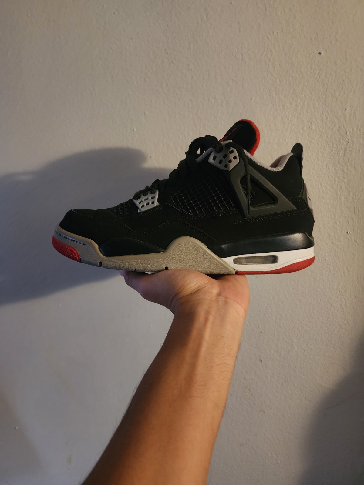 Size 8.5 Air Jordan 4 Retro OG Bred 2019 Used SAME DAY SHIPPING 308497 - 060 🔥