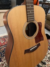 Taylor 110e electro acoustic guitar used Reduced