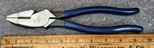 Klein Tools D213-9NE Pliers 9-Inch Lineman’s Blue Handle USA Heavy Duty Cutter