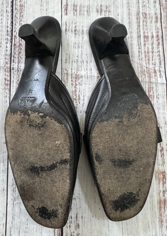 Anillo de cuero negro PRADA punta cuadrada millas diapositivas años 2000 hecho en Italia UE 38,5 (8) Foto 3 de 4