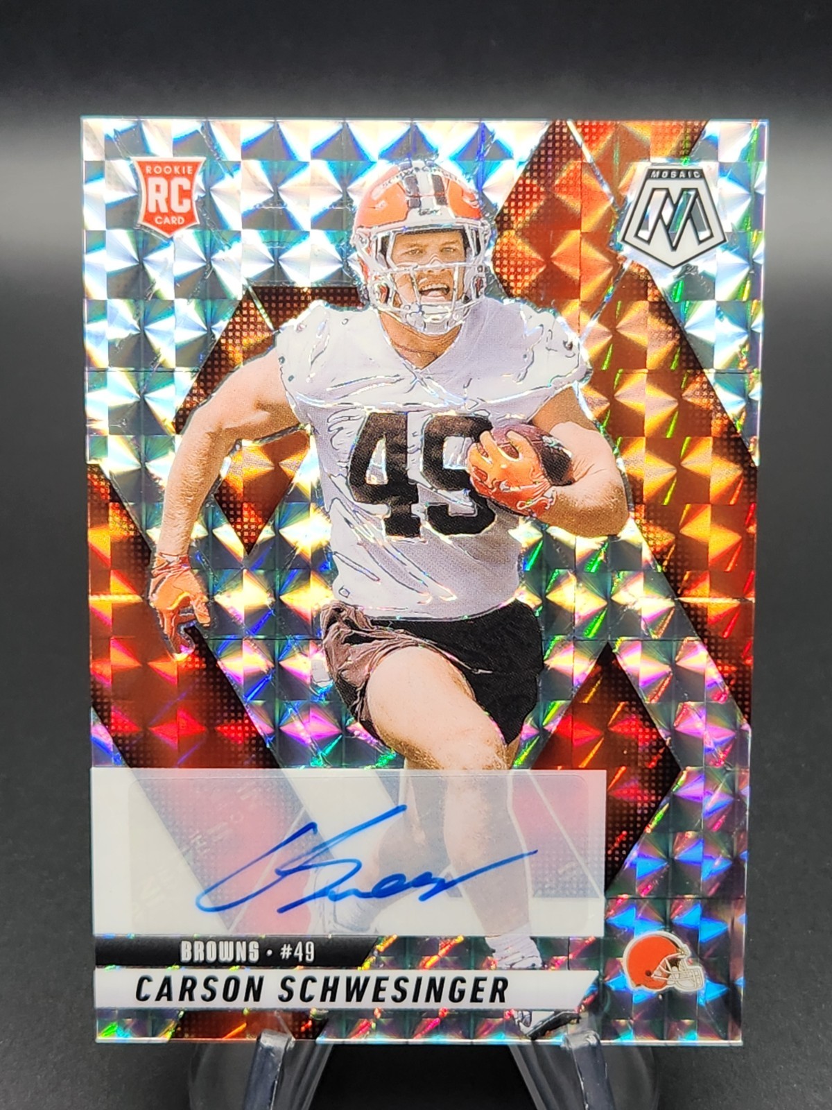Carson Schwesinger 2025 Panini Mosaic Rookie Auto Mosaic