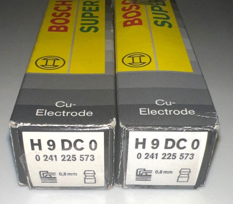 2  NOS BOSCH VINTAGE SPARK PLUGS # H9DCO / H 9 DC 0