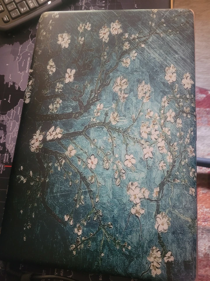 HP 17-by0xxx w/charger and case7.3".i5-8GB.256GB SSD.Windowes 11 Pro RUNS SLOW - Image 2 of 4