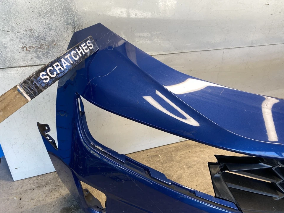 Cubierta del parachoques delantero OEM CHEVROLET CAMARO 2019-2021 Foto 2 de 4