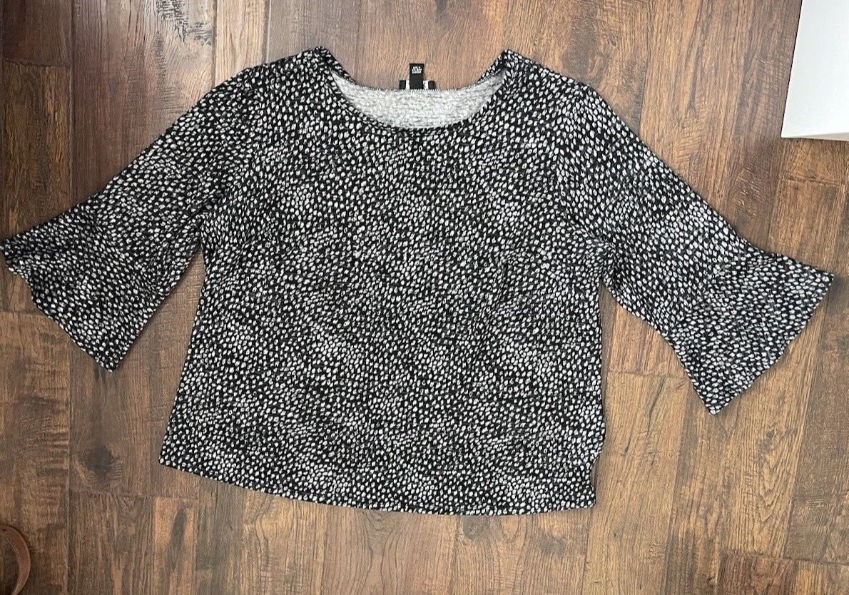 ALYX Women's Shirt Top 1X 3/4 Bell Sleeve Scoop Neck Stretch Black & Gray Animal