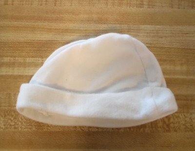 The Peanut Shell Layette Baby Boy Size 0-3 Months 100% Cotton White Crib Cap