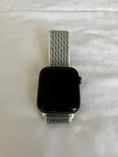 Apple Watch Series 6 (GPS + Cellular, 44mm) - Good Condition