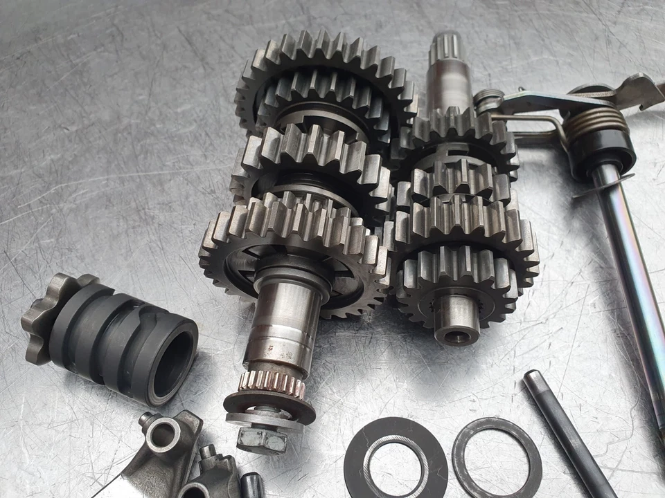 Caja de cambios de transmisión de motor Husqvarna / TR 650 STRADA / TERRA Foto 3 de 4