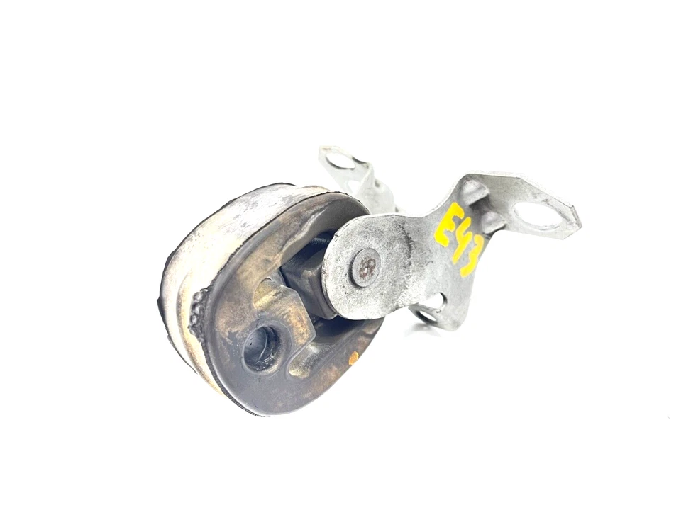 2012-2017 奥迪 A6 A7 后部左侧出口管挂架安装支架 原始设备制造商 — 第 2/4 张图片