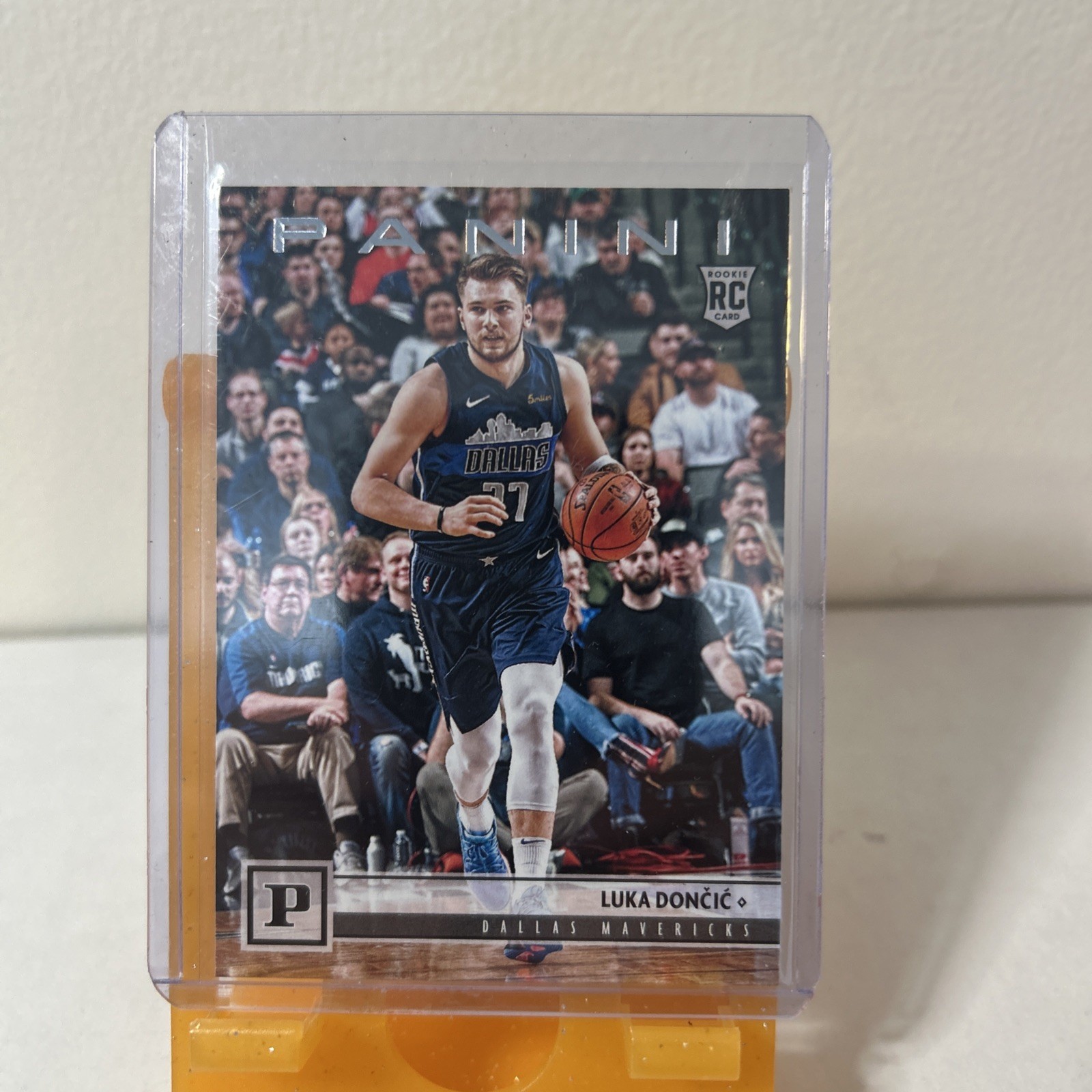 2018-19 Panini Chronicles Luka Doncic #111 Rookie Card RC