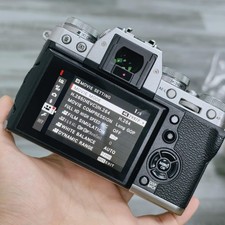 Fujifilm X-T3 XT3 26.1mp Mirrorless Digital Camera Body Only Silver- English