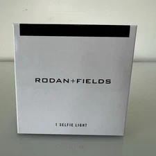 Rodan and Fields Selfie Light New In Box Includes New Charging Cord  